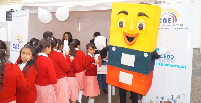 12-feria imbabura