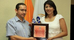 CNE reconocimiento flavio alfaro