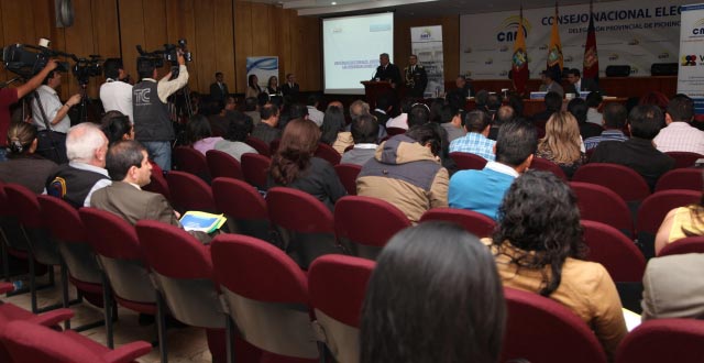 CNE organizaciones politicas conversatorio