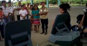 Continúa capacitación a comunidades Tsáchilas