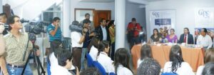 "Paredes limpias Candidatos honestos"