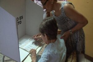 Facilidades para el sufragio de grupos de atención prioritaria