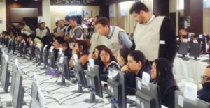 Hoy termina verificación de firmas