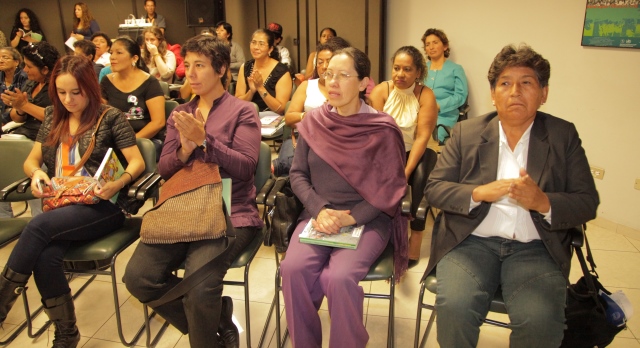 Mujeres ganan espacio en sector político