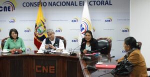 Pleno del CNE resolvió empate técnico respetando paridad de género