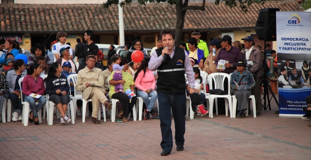 “ABC de la Democracia” en Atucucho