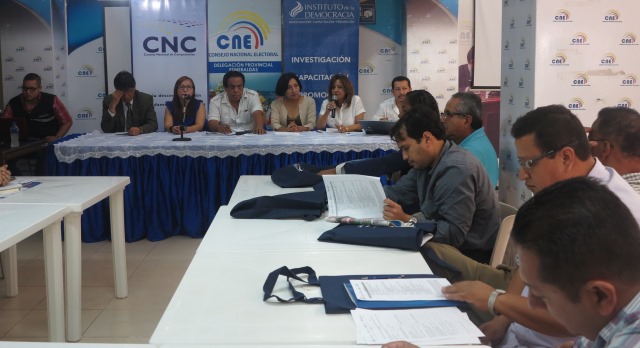 Prefectura y Alcaldías reciben Taller de Gobernanza Local en Esmeraldas