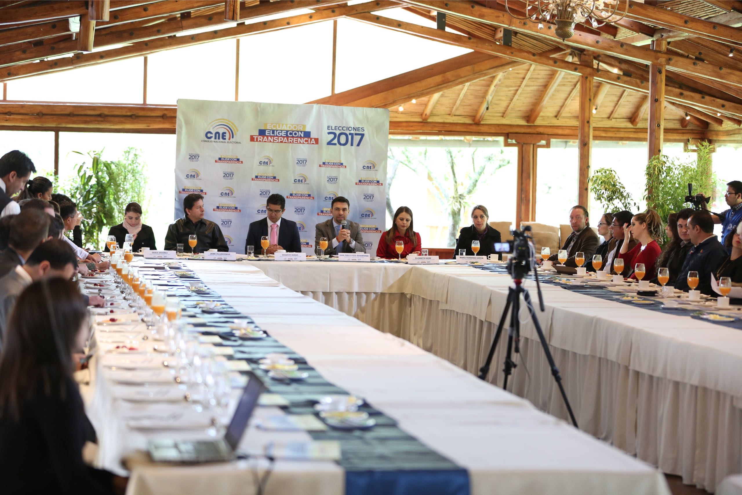 161215 cne azuay