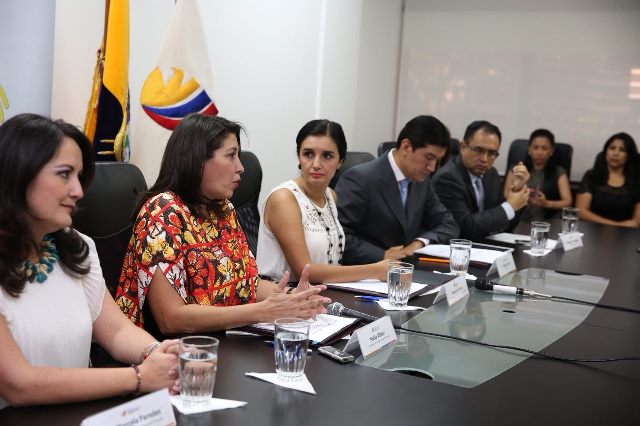 171214 cne firmaconvenio