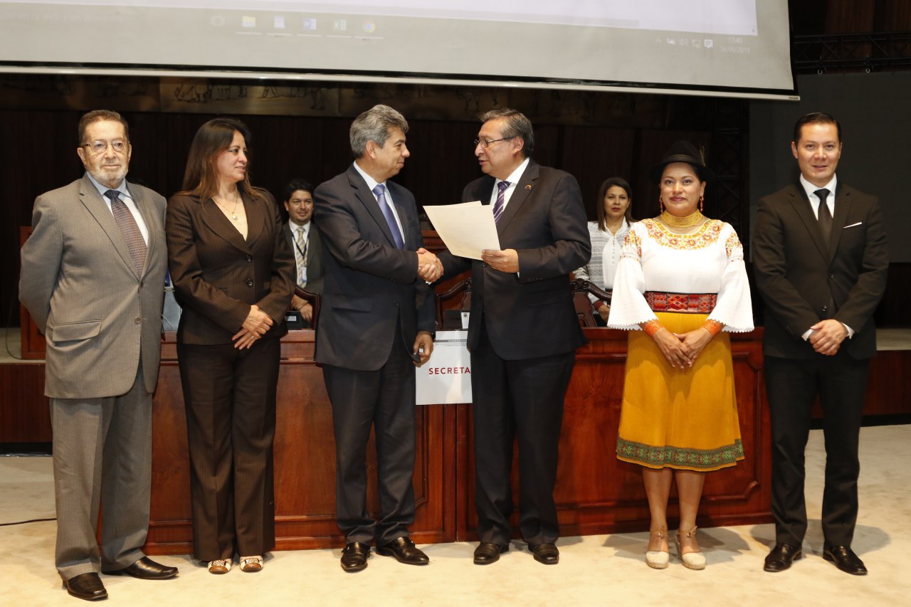 Colegios electorales designaron representantes municipales y provinciales ante el Consejo Nacional de Competencias