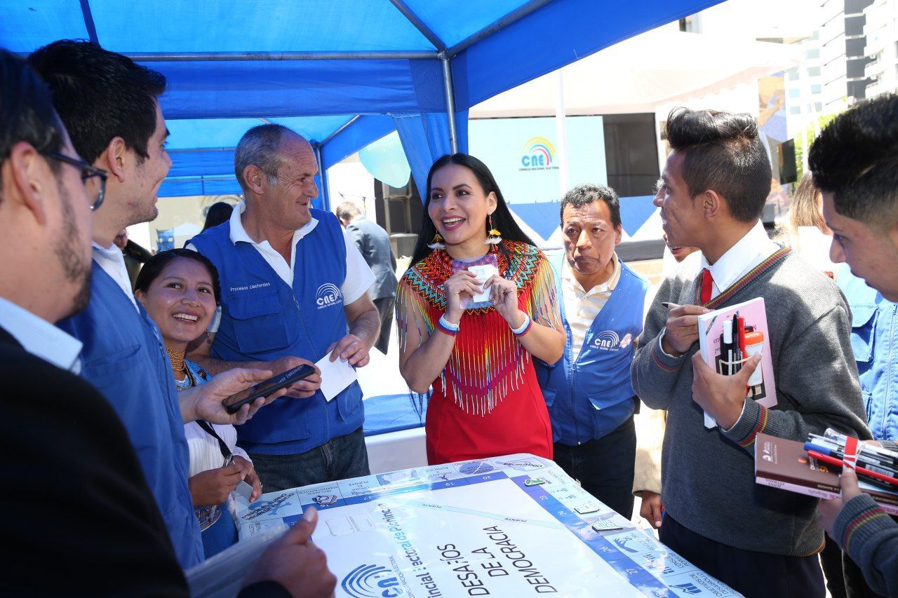 CNE finaliza Mes de la Democracia con Casa Abierta