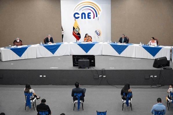 cne aprueba