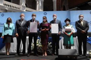 nota entrega de credenciales